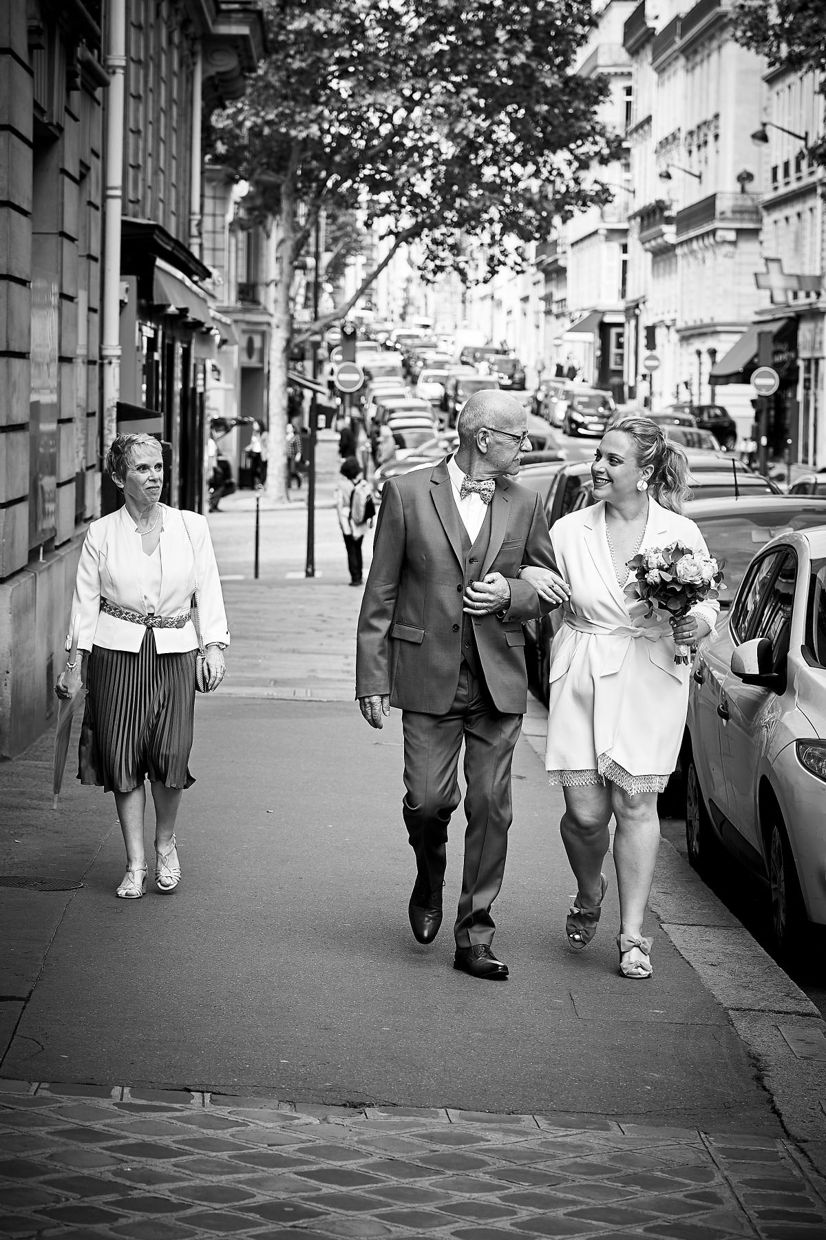 Photographe mariage PARIS 8E — Amélie & Michaël — PARC MONCEAU