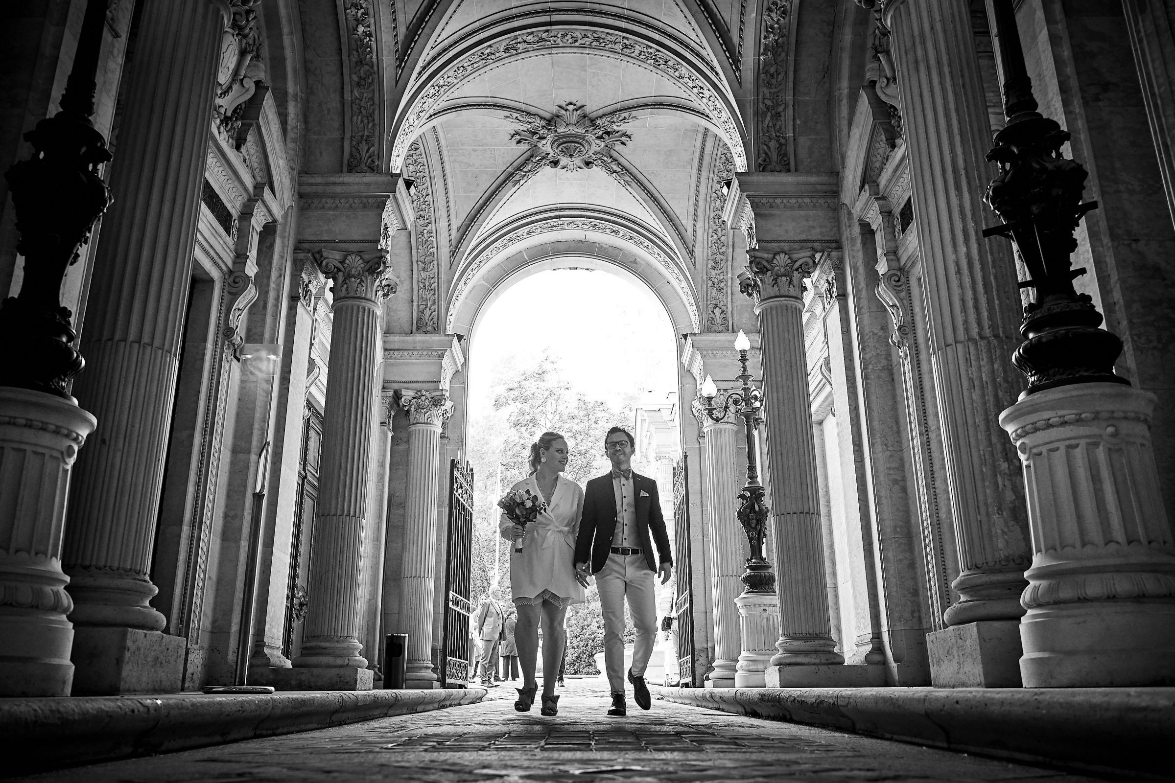 Photographe mariage PARIS 8E — Amélie & Michaël — PARC MONCEAU