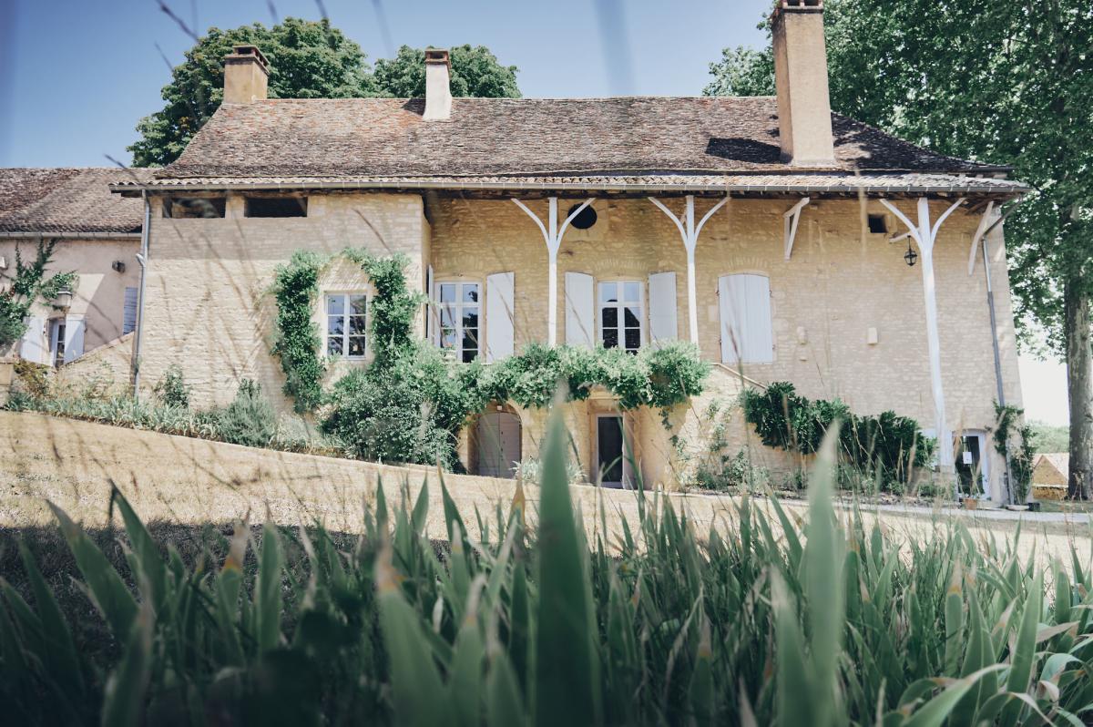 Photographe mariage OZENAY — Jasmin & Jonas — DOMAINE DE MESSEY