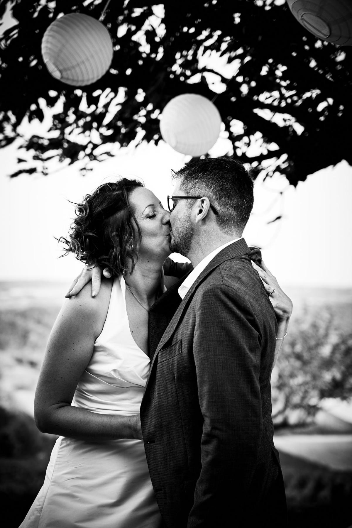 Photographe mariage TOURNUS — Julie & Guillaume — LA MONTAGNE DE BRANCION