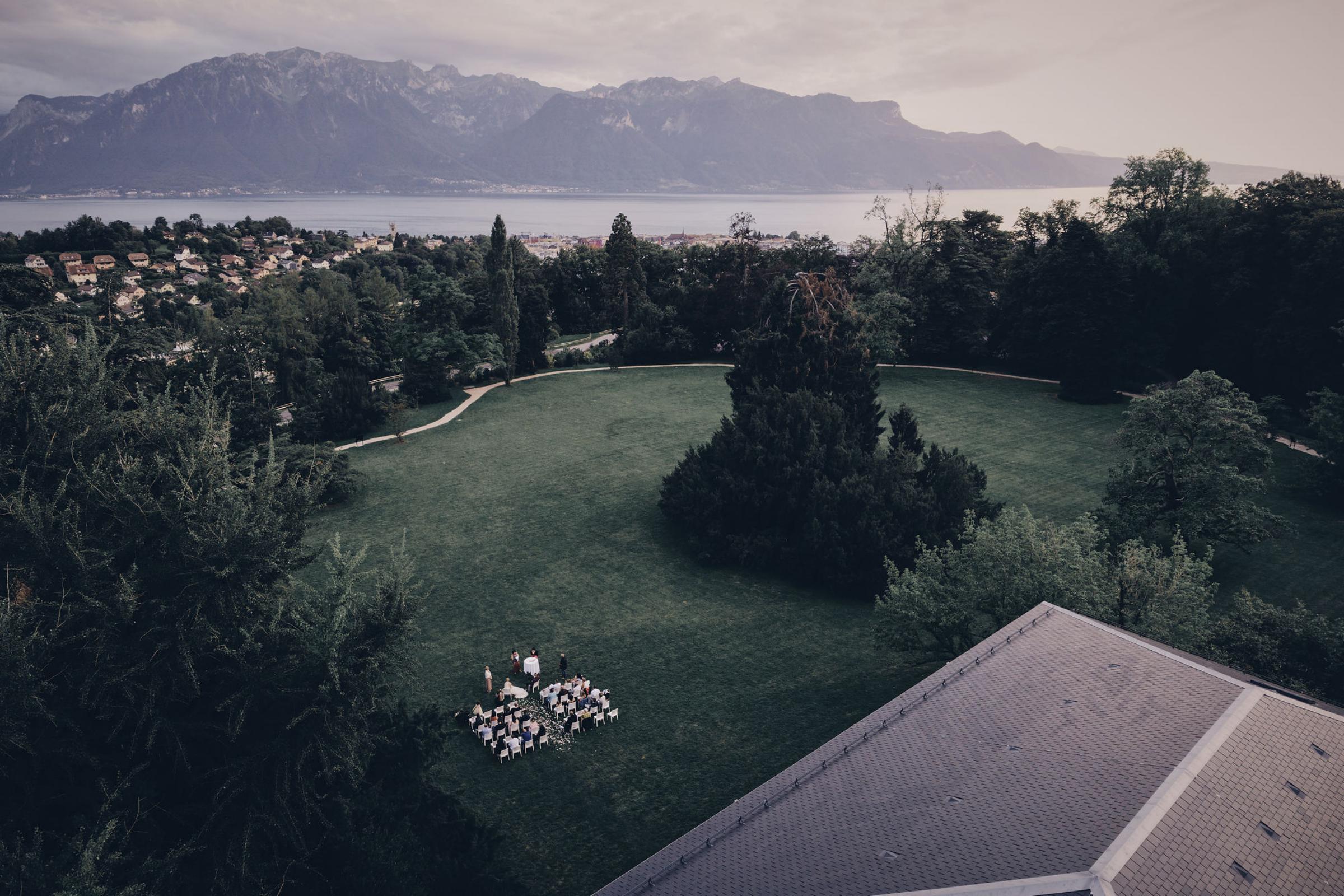 Photographe mariage VEVEY — Lorraine & Aurélien — CHAPLIN'S WORLD