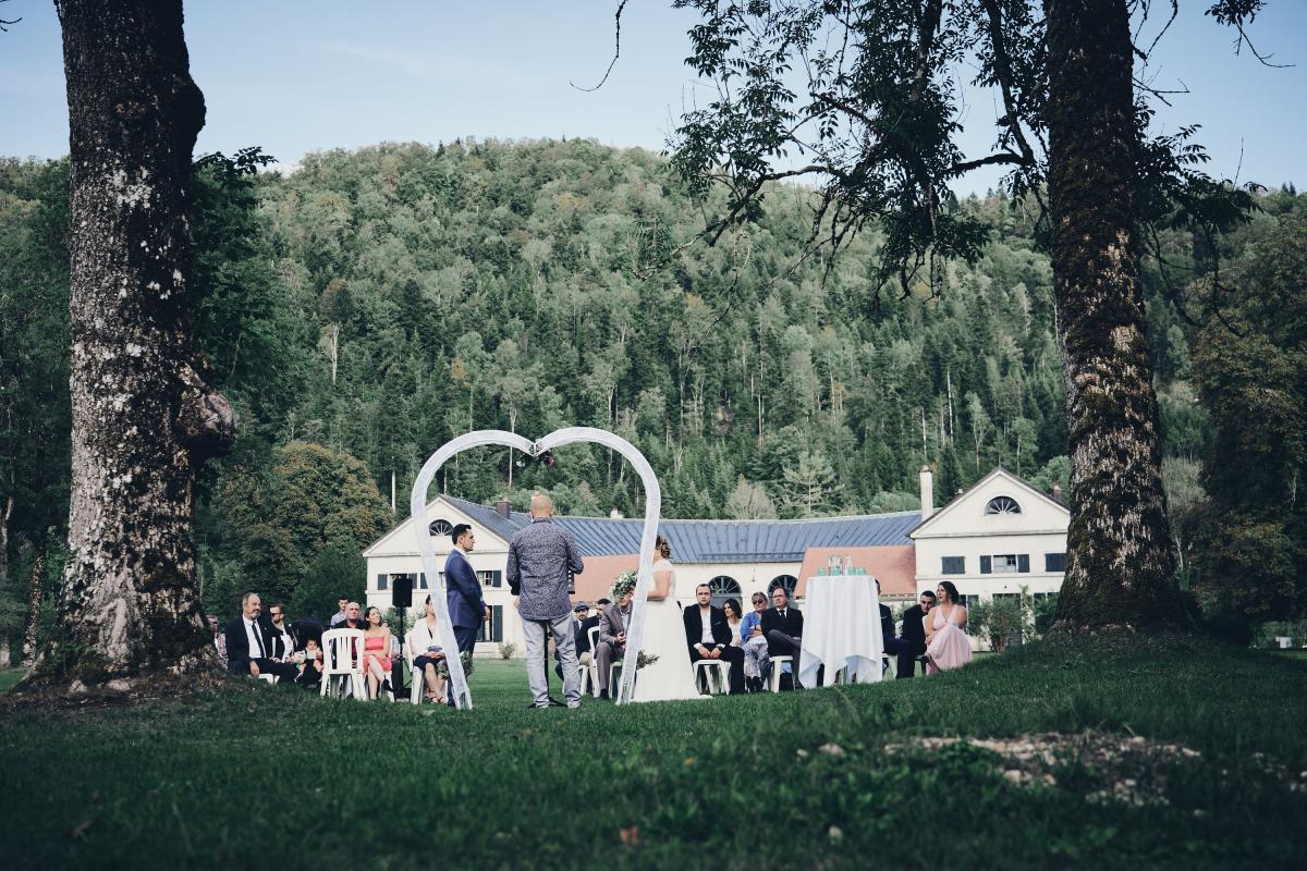 Photographe mariage CHAMPAGNOLE — Manon & Jérémy — VILLA PALLADIENNE DE SYAM