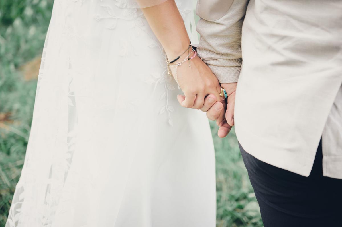 Photographe mariage NEUCHÂTEL — Tiffany & Bujar — LA FERME DES ARÊTES