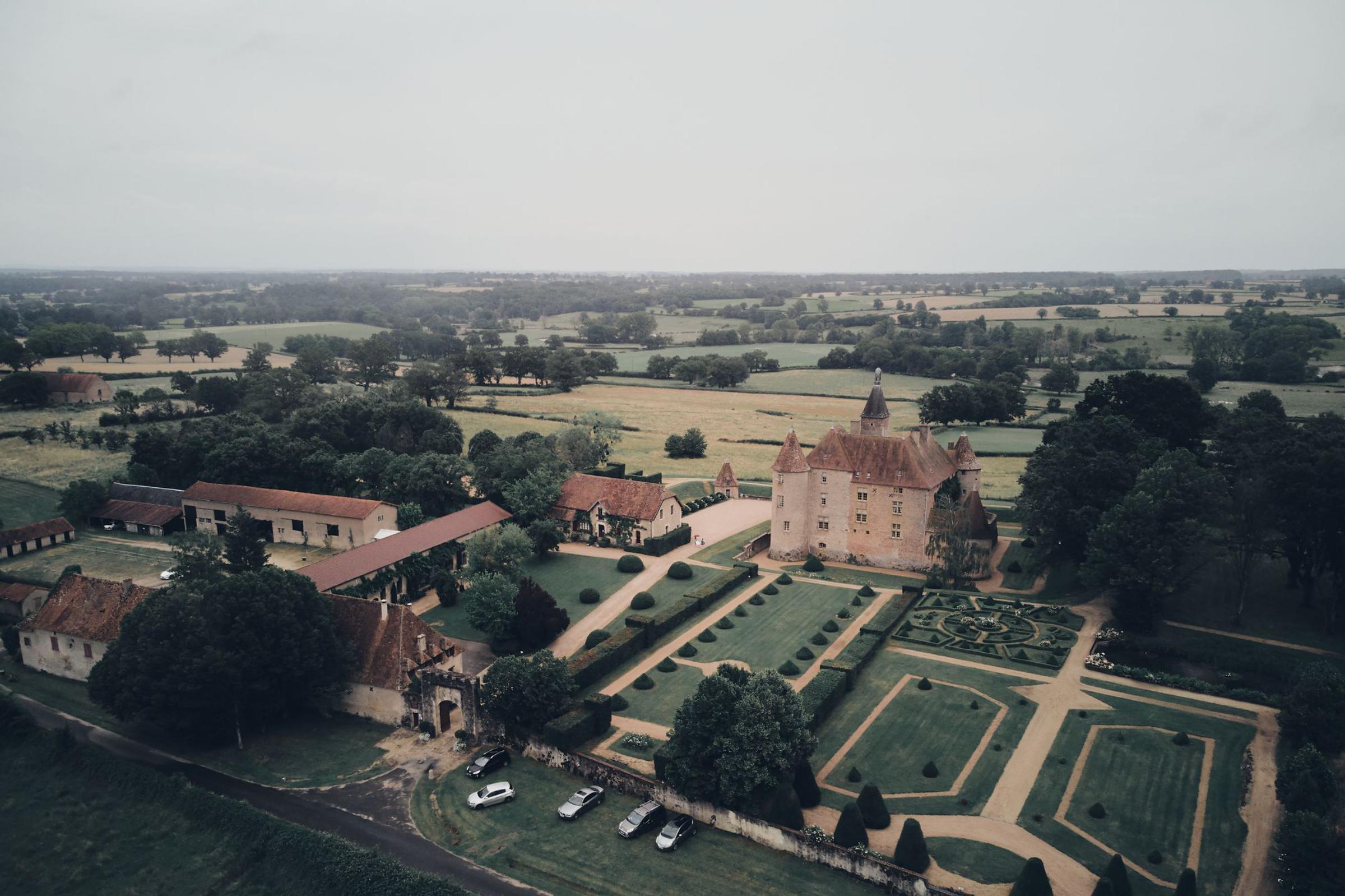 photographe-vidéaste-mariage-beauvoir-allier-auvergne-rhone-alpes-adeline-alexis-juetjuphotographie