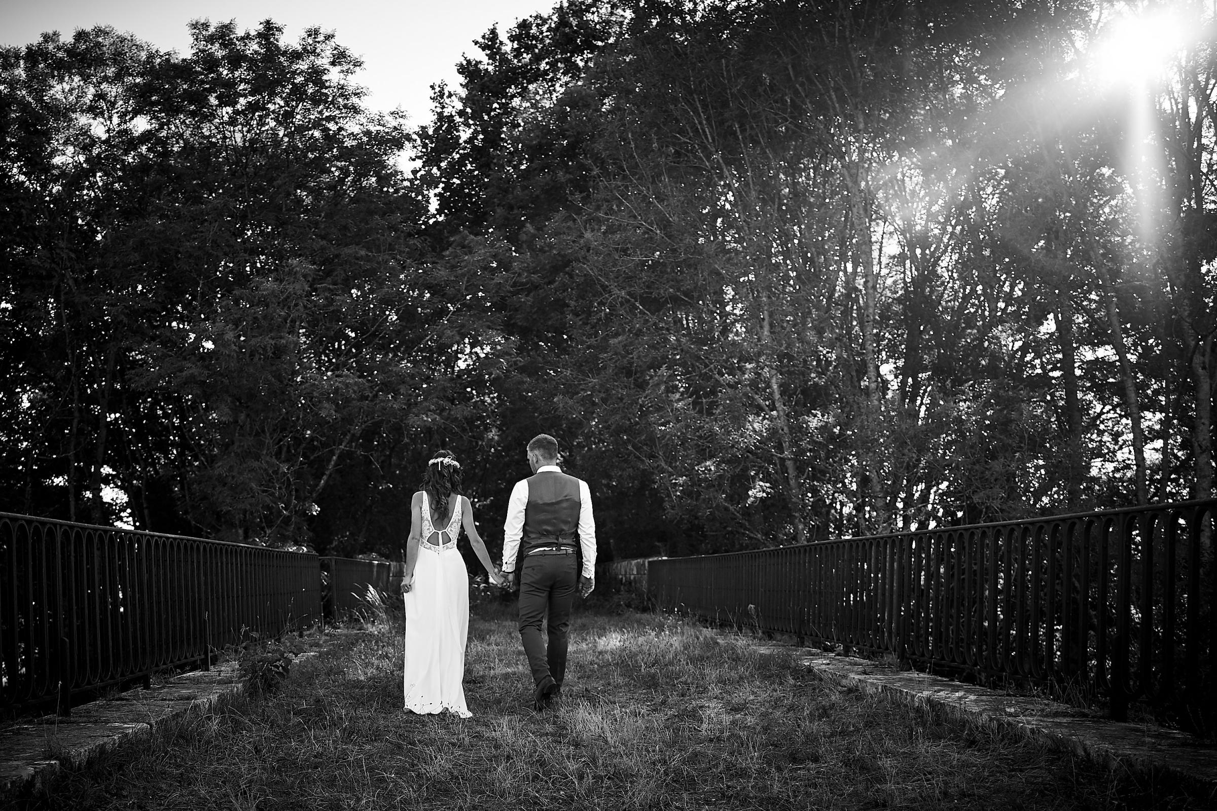photographe-vidéaste-mariage-semur-en-auxois-cyrielle-benjamin-juetjuphotographie